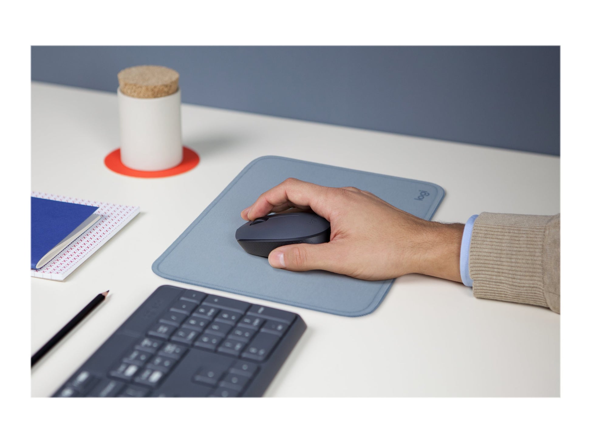 Logitech Studio Series - Alfombrilla de ratón - base de goma antideslizante, fácil deslizamiento, superficie resistente a salpicaduras - gris azulado-10