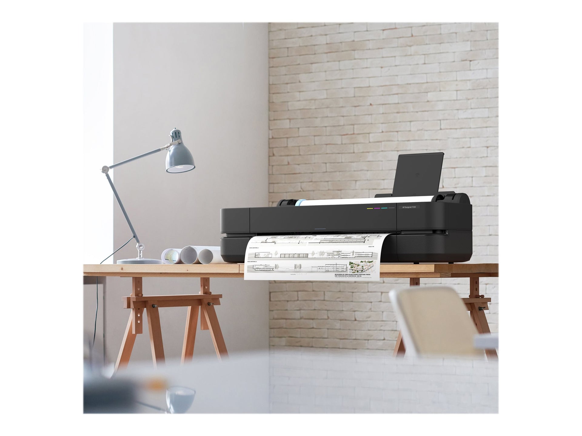 HP DesignJet T250 - 24" impresora de gran formato - color - chorro de tinta - A1, ANSI D - 2400 x 1200 ppp - hasta 0.5 minutos/página (monocromo) / hasta 0.5 minutos/página (color) - USB 2.0, LAN, Wi-Fi