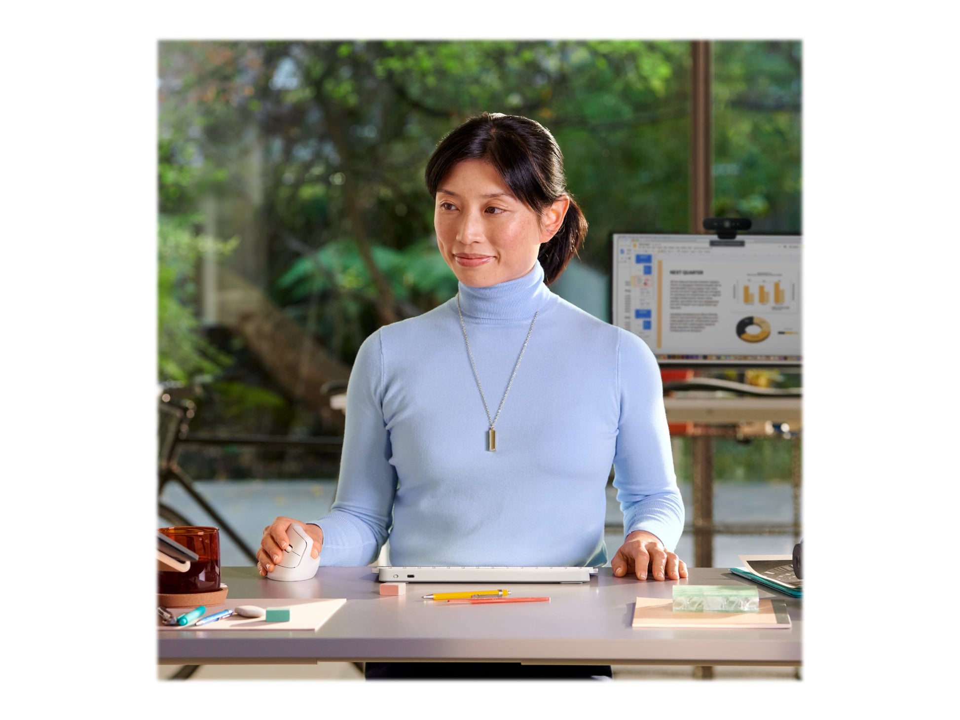 Logitech Lift Vertical Ergonomic Mouse - Ratón vertical - ergonómico - 6 botones - inalámbrico - 2.4 GHz, Bluetooth - receptor de USB Logitech Logi Bolt - blanco hueso-18
