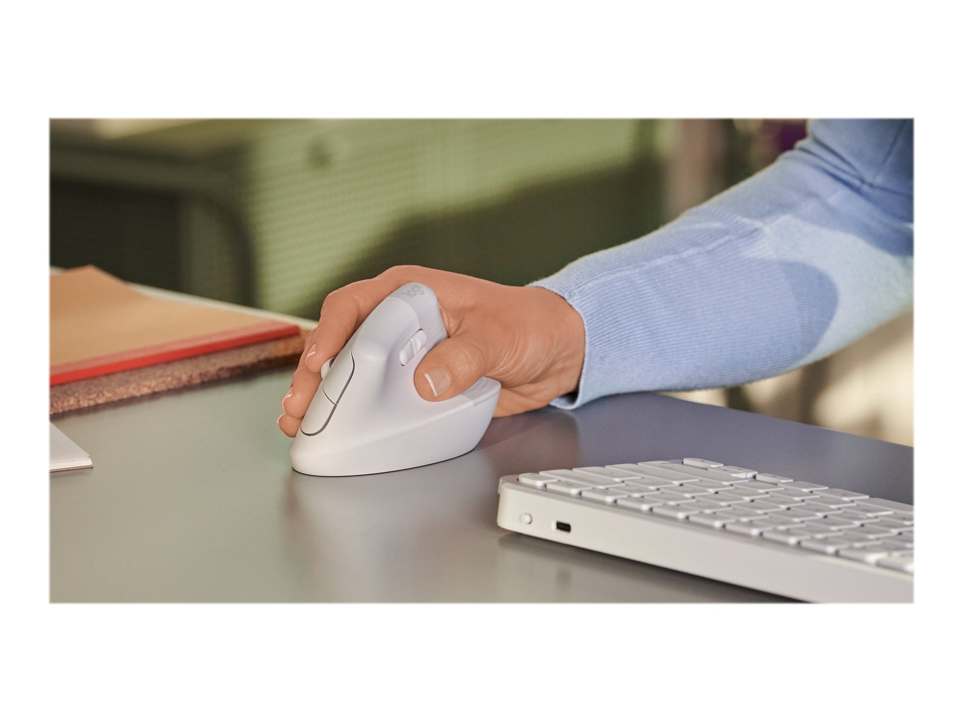 Logitech Lift Vertical Ergonomic Mouse - Ratón vertical - ergonómico - 6 botones - inalámbrico - 2.4 GHz, Bluetooth - receptor de USB Logitech Logi Bolt - blanco hueso-9