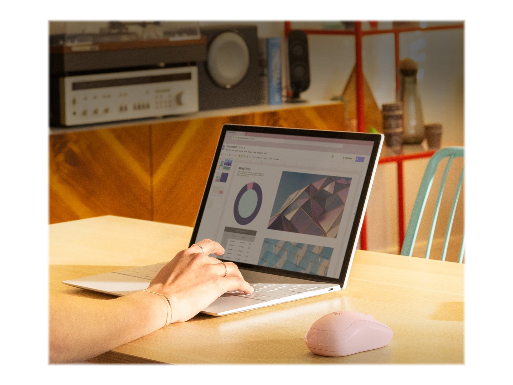 Logitech M240 Silent Bluetooth Mouse, Compact, Portable, Smooth Tracking, Rose - Ratón - 3 botones - inalámbrico - Bluetooth - rosa-14