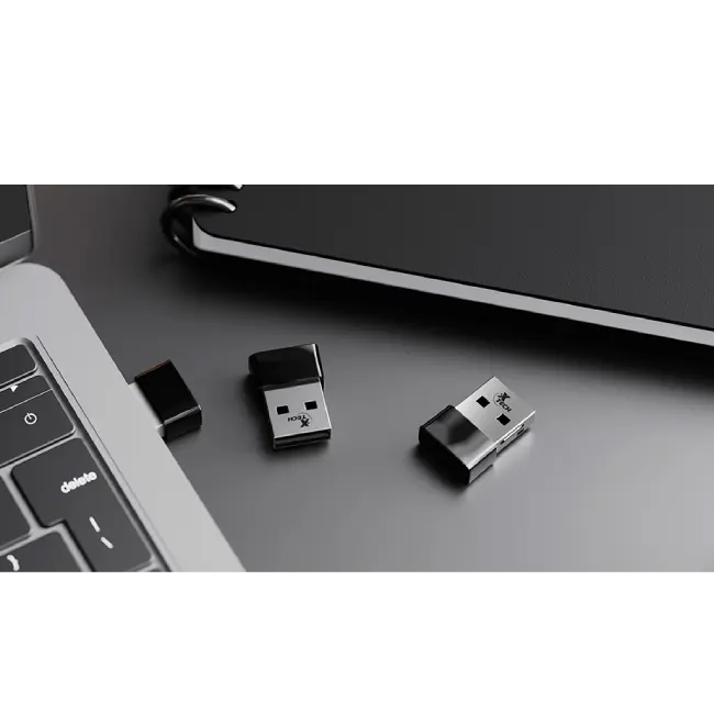 Xtech - Network adapter - USB 2.0 - Wless AC DBand 600Mbps XTC-600-4