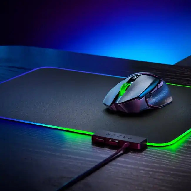 Combo de Mouse Gaming Razer Basilisk V3 X HyperSpeed Con Mouse Pad Razer