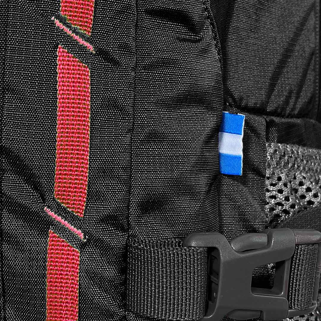 Mochila Chompipe 40 Negra-11