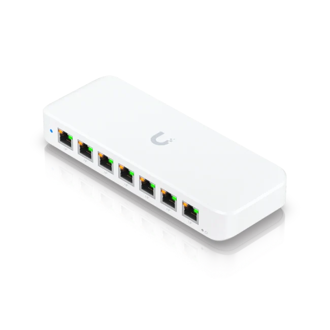 Ubiquiti Unifi Switch Ultra Layer 2 8-port GbE PoE switch with versatile mounting options 42W-1