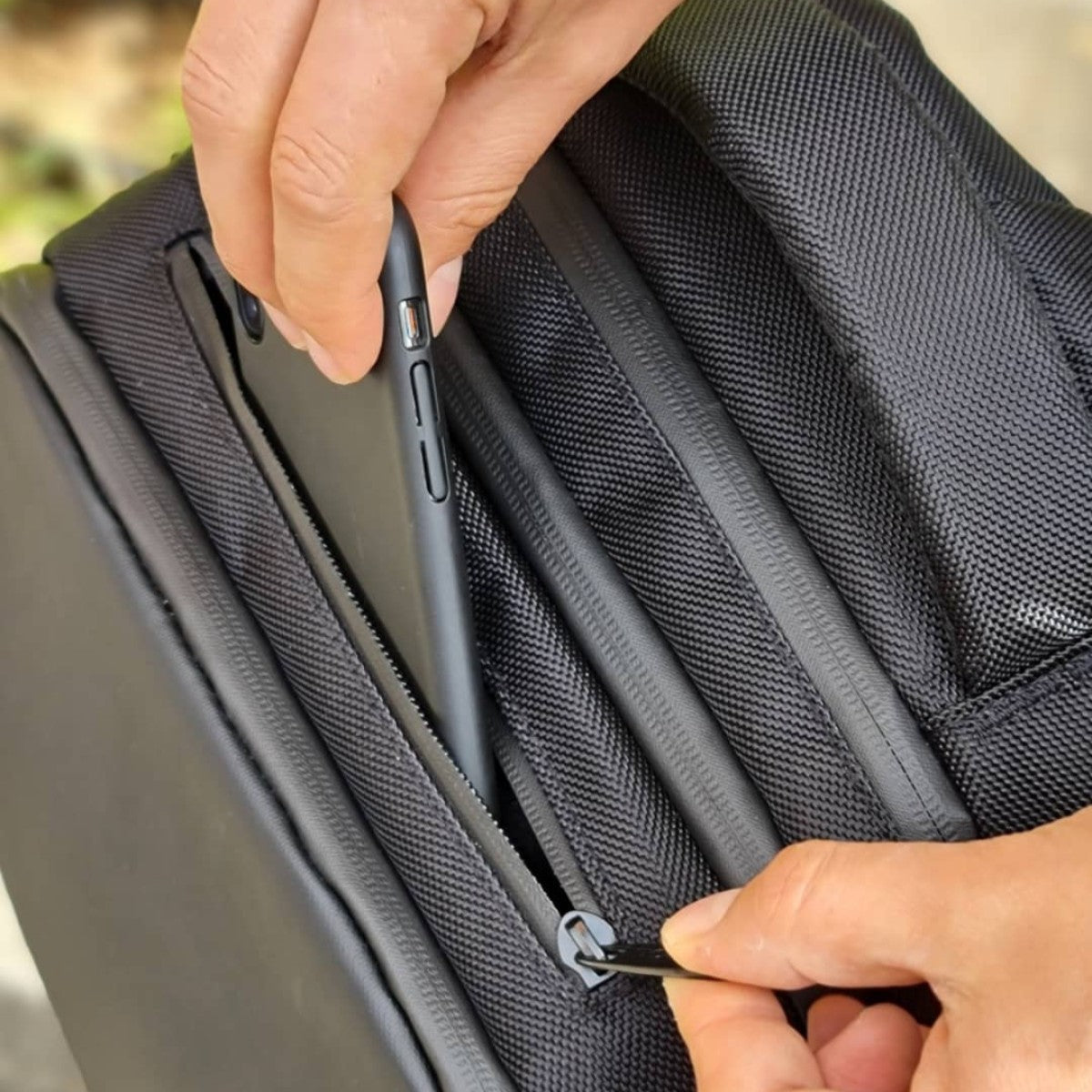 Mochila Zacualpa 15 Negro-19