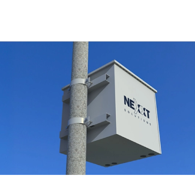Nexxt Solutions Infrastructure - Outdoor Pole Mount Cabinet - SPCC steel - Light gray powder coat - Incluye acc montaj barra tierr-4